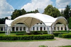Арочные шатры: отличительные особенности различных видов