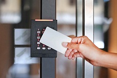 Система контроля удаленного доступа: главные преимущества использования